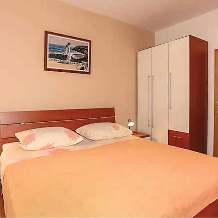 Holiday home Lovely In With Wifi *