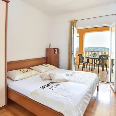 Ferienhaus Lovely In With Wifi *